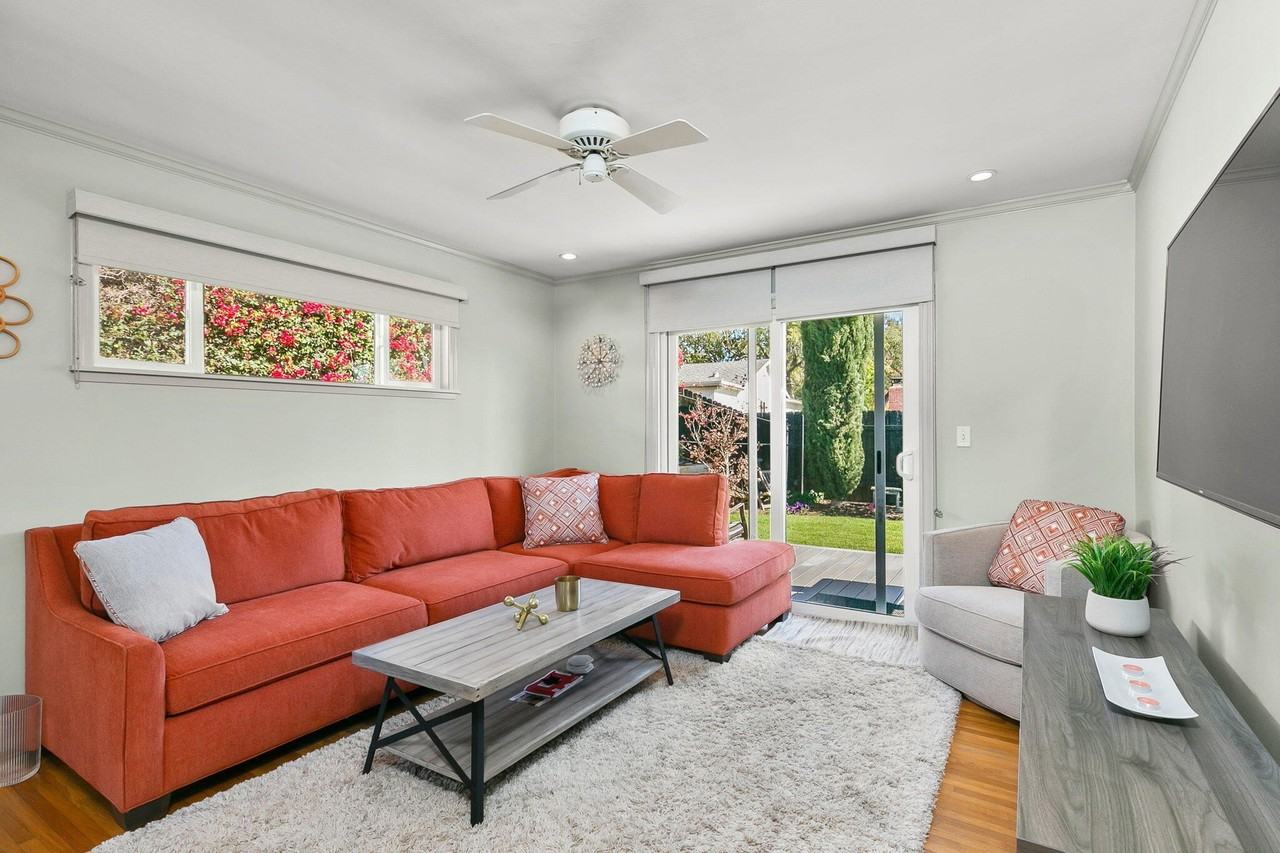 706 Circle Dr - Photo 5 of 25