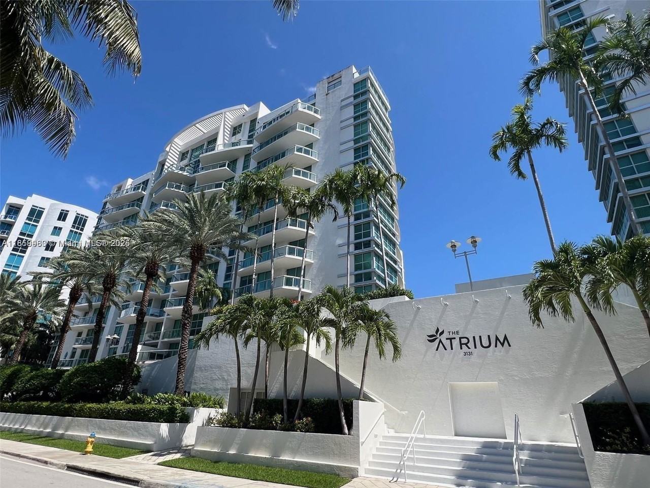 3131 Ne 188th St #1-609 - Photo 2 of 8