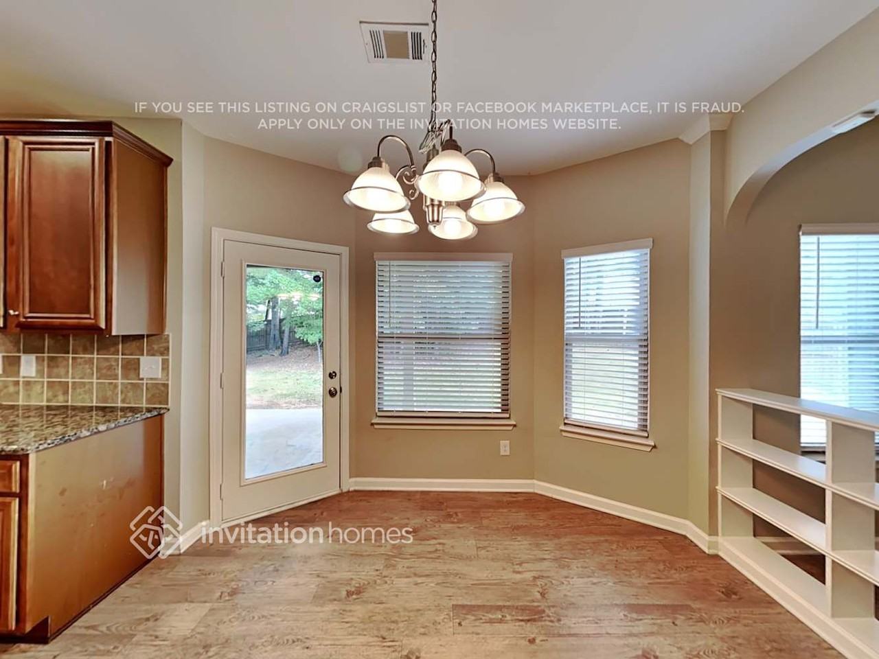 440 Cleburne Pl - Photo 7 of 20