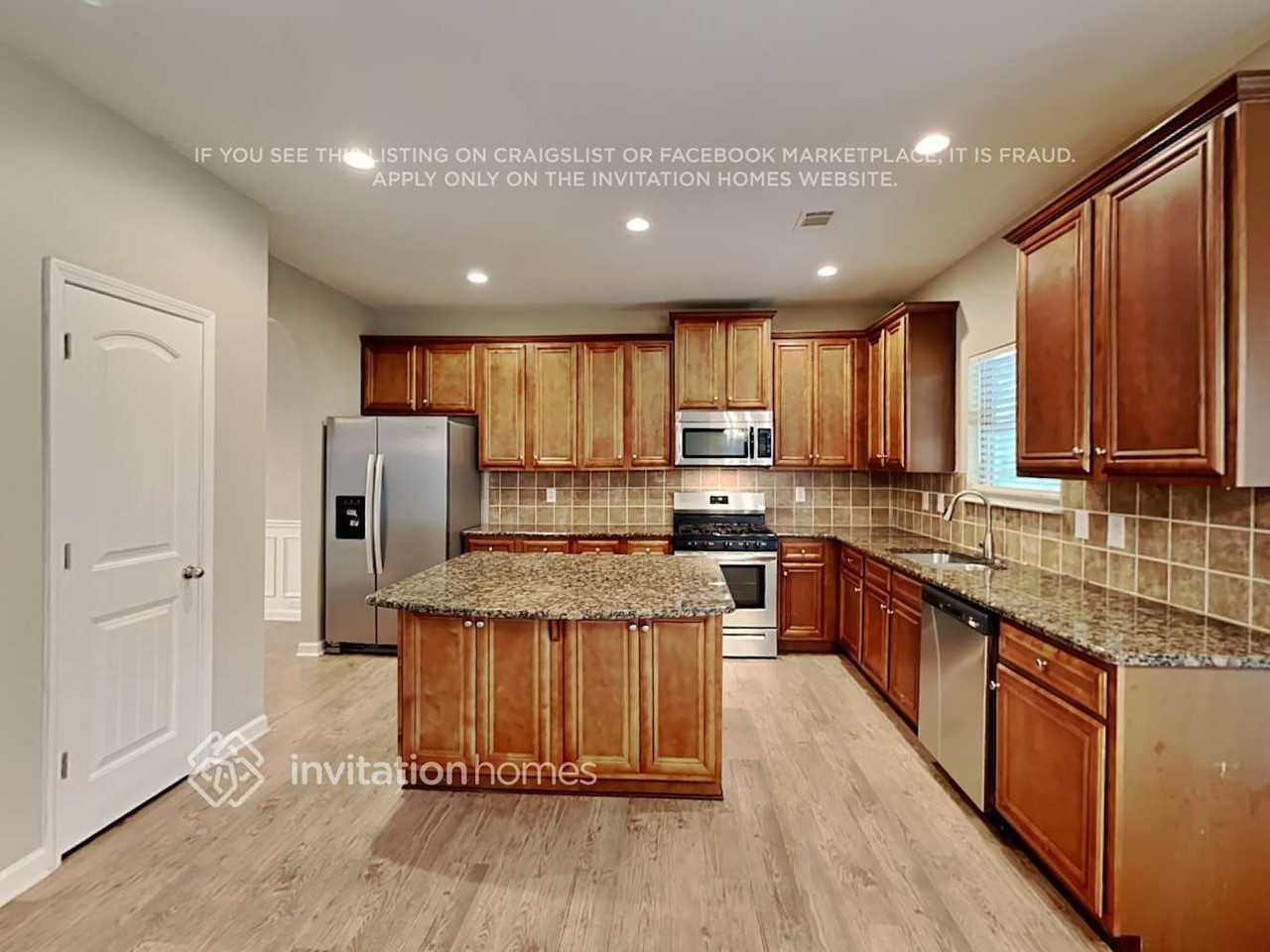 440 Cleburne Pl - Photo 6 of 20