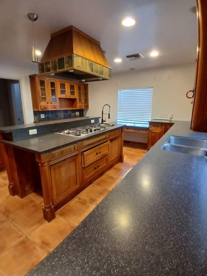 Patricia Ave - Photo 4 of 15