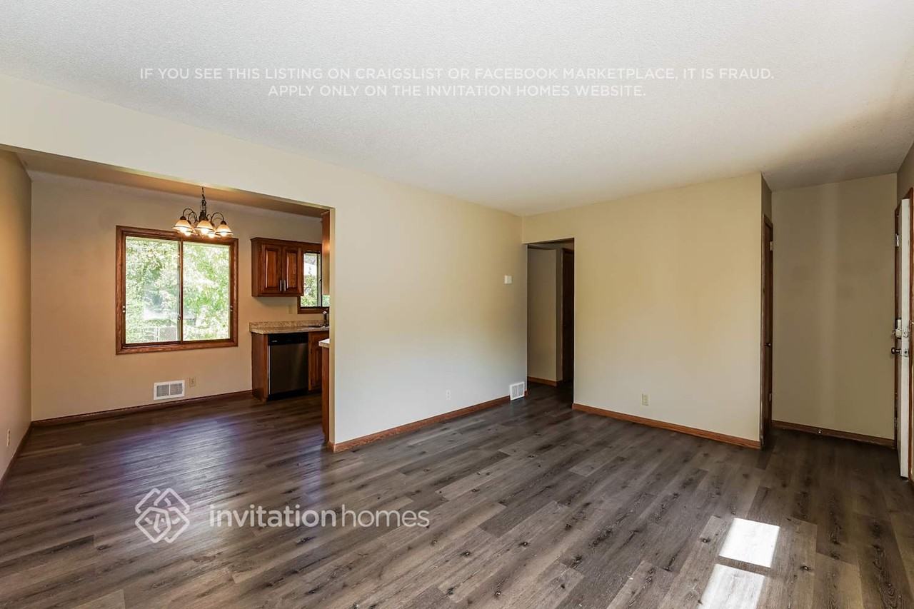 3106 64th Avenue North - Photo 4 of 18