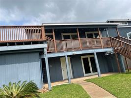 featured image of 370 Ling St