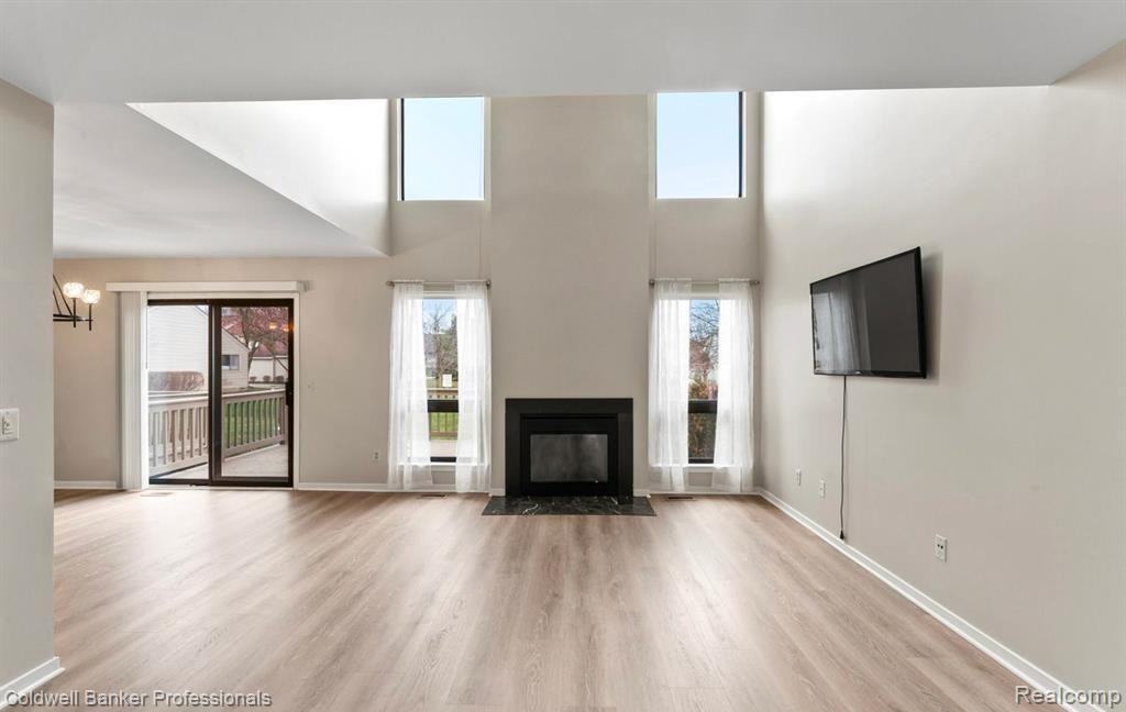 708 Preston Ct - Photo 5 of 28