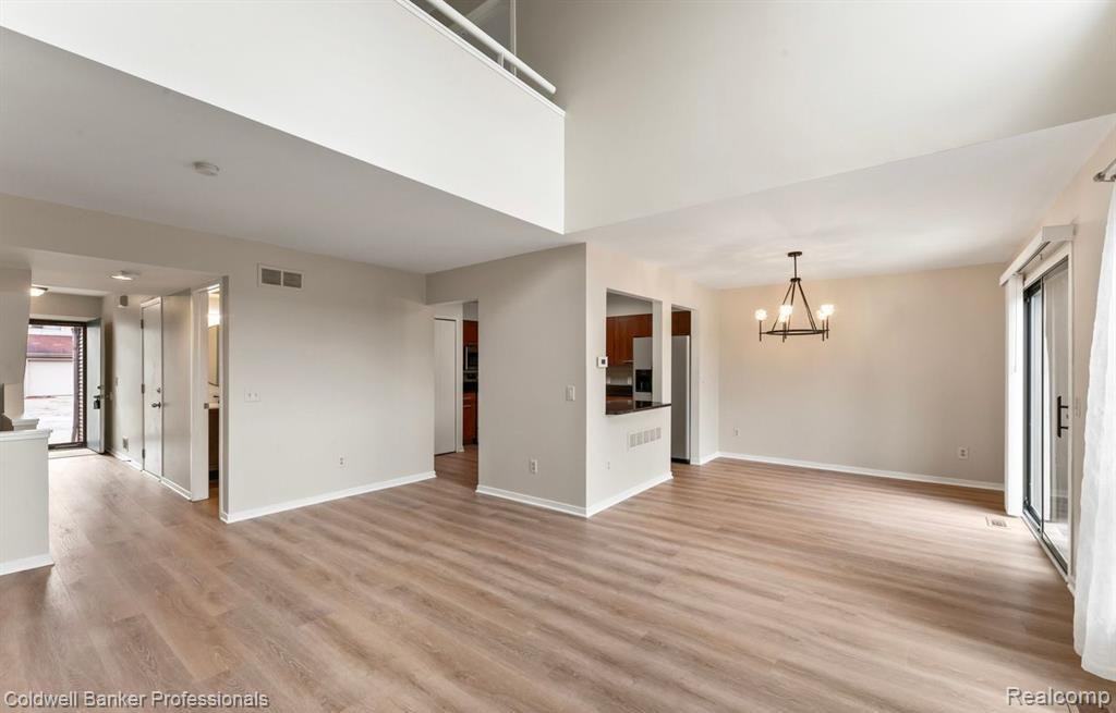 708 Preston Ct - Photo 6 of 28