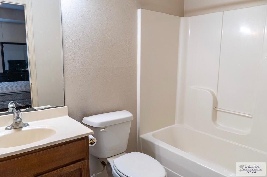 3035 Oslo - Photo 3 of 10