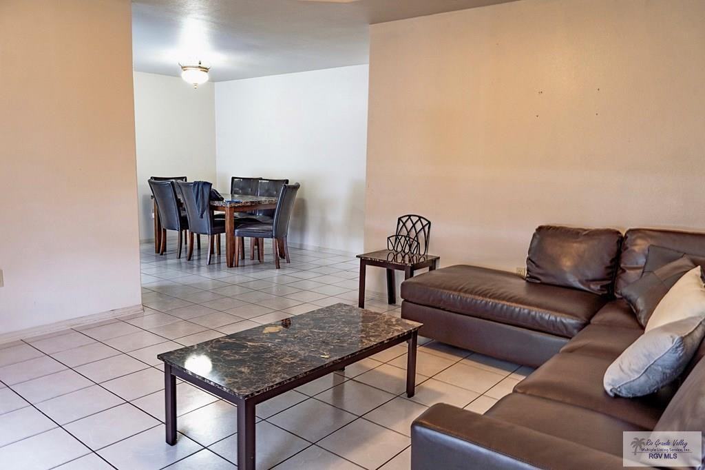 3035 Oslo - Photo 7 of 10