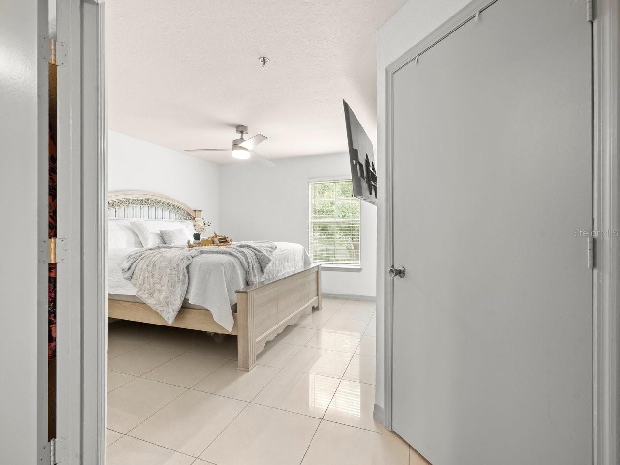 12912 Arbor Isle Dr - Photo 2 of 22