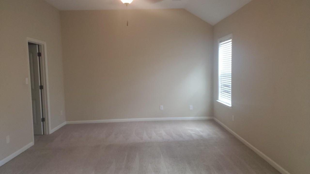 1423 Summit Way - Photo 5 of 7