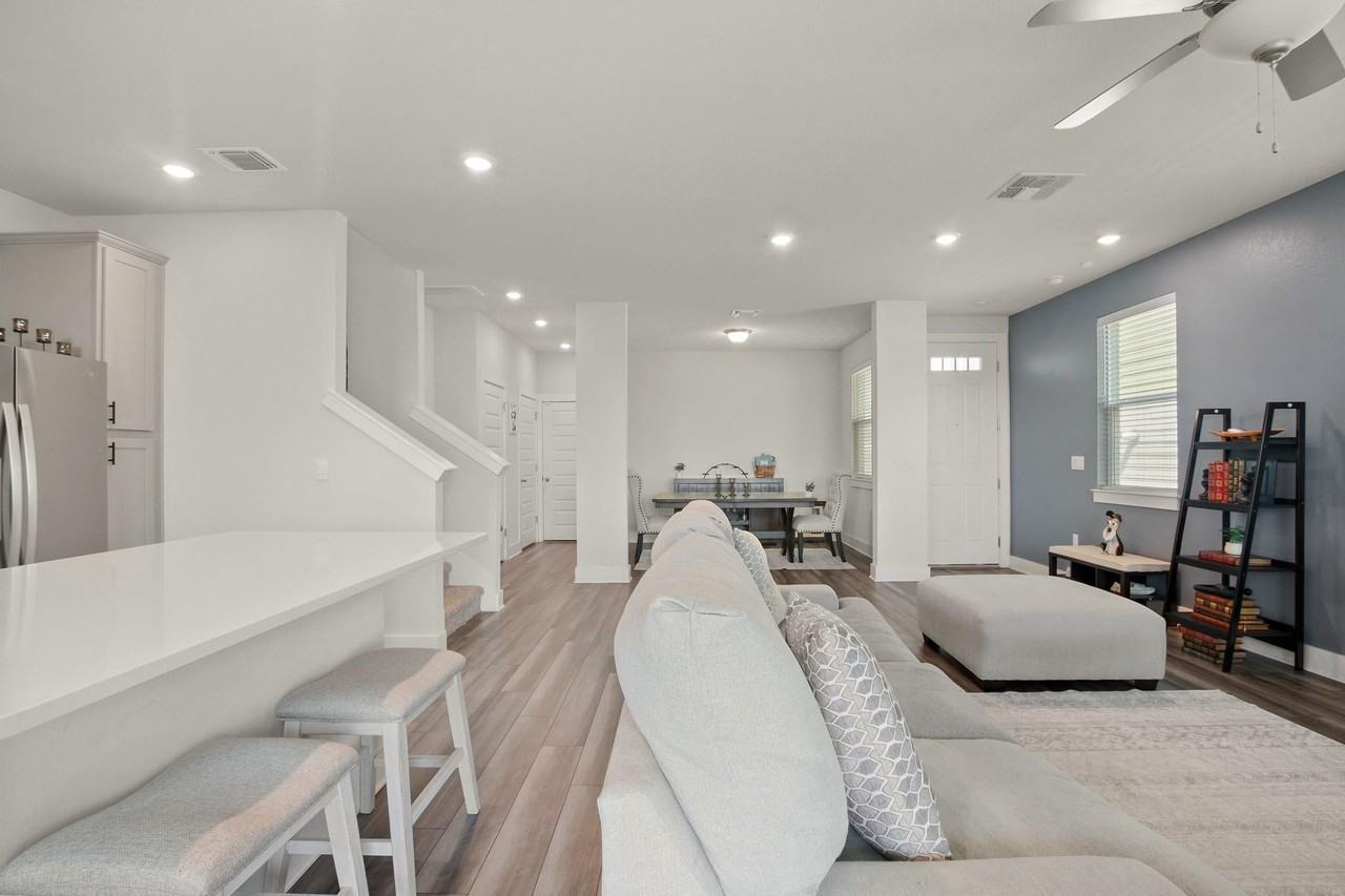 7507 Grand Linden Way - Photo 6 of 27