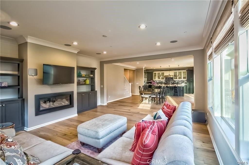 234 Denim - Photo 3 of 35