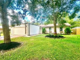 featured image of 16927 Hibiscus Ln