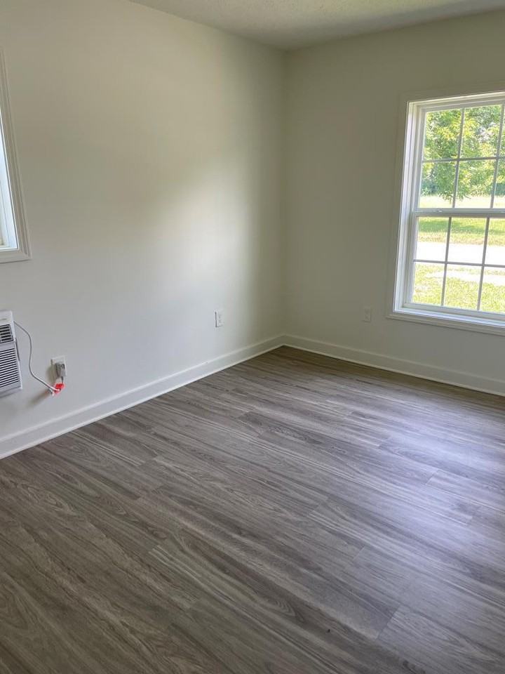 401 S 2nd Ave Apt B - Photo 3 of 12