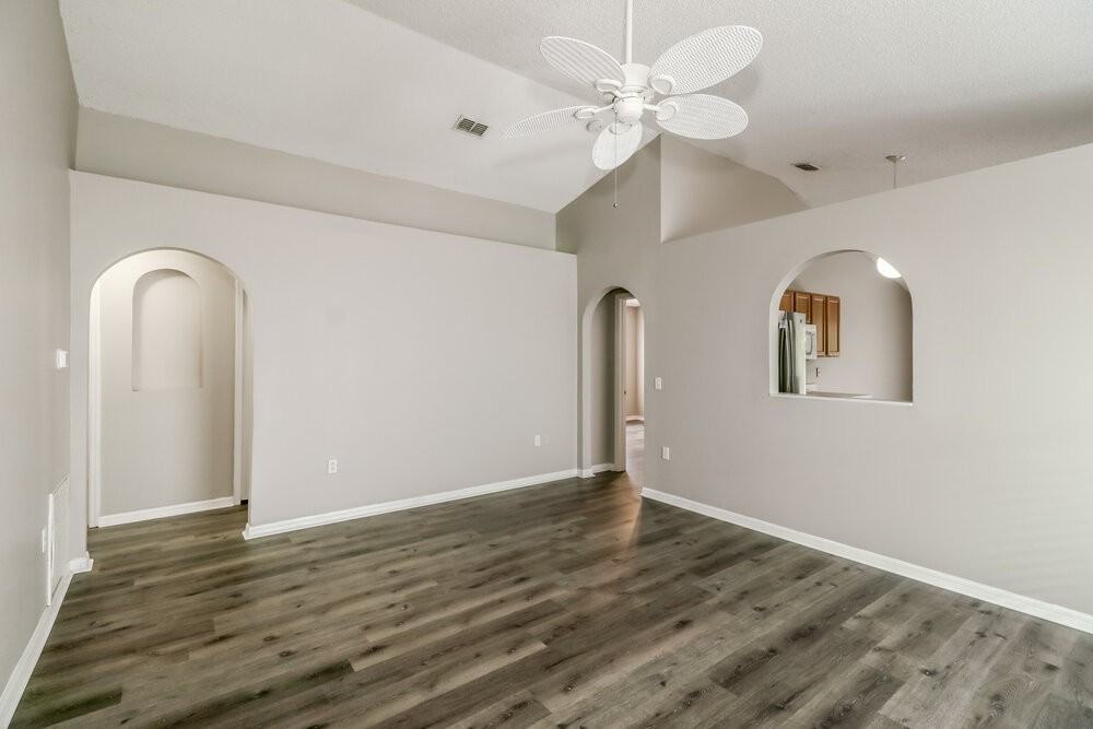 30220 Birdhouse Drive - Photo 4 of 16