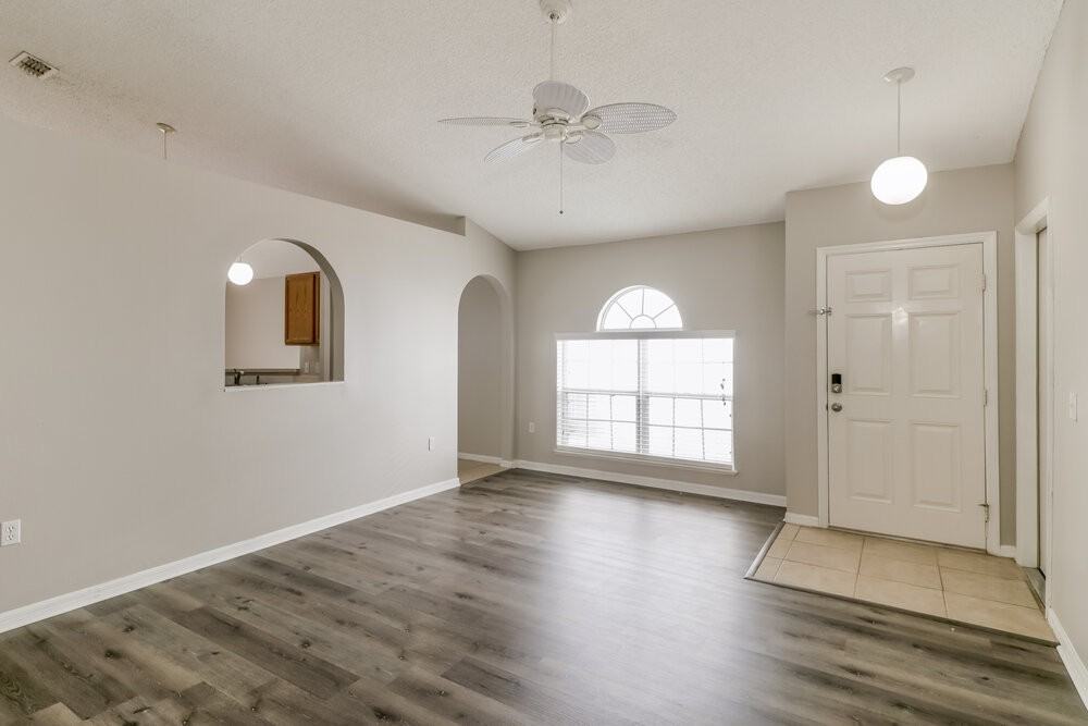 30220 Birdhouse Drive - Photo 5 of 16