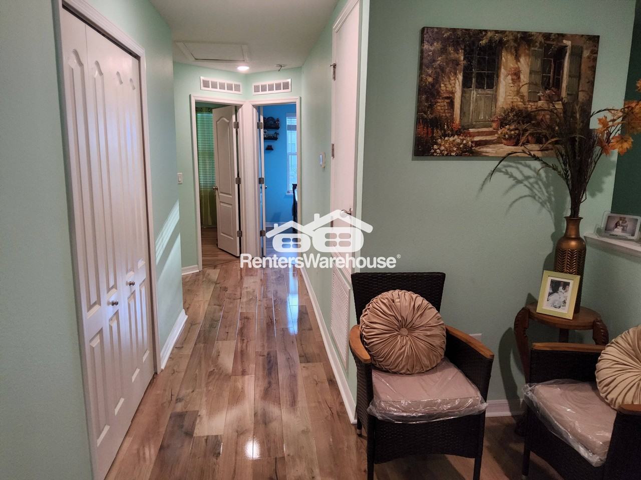 10569 Madrone Cove Ct - Photo 4 of 16