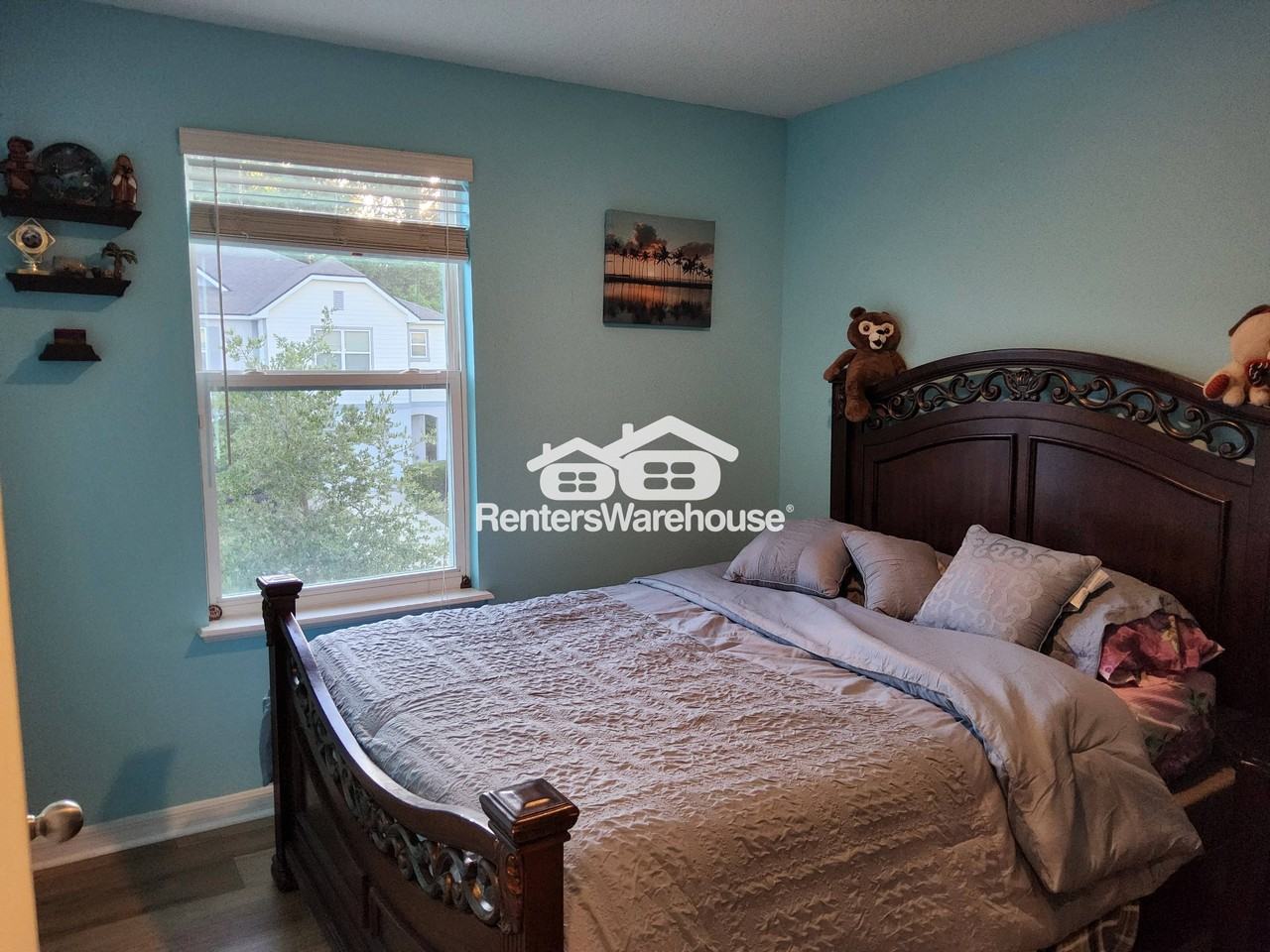 10569 Madrone Cove Ct - Photo 5 of 16