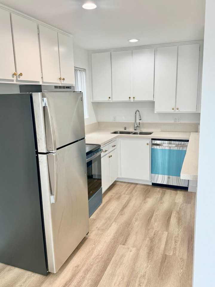 Monterey 1448 - Photo 4 of 34