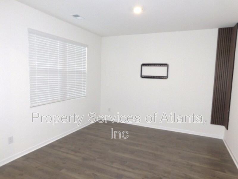 3689 Chevington Ct Se - Photo 6 of 30
