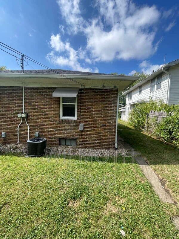 841 N Emerson Ave #841 - Photo 3 of 14