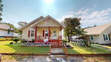 featured image of 14 Iselin St