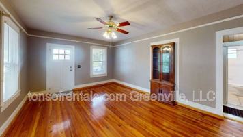 featured image of 14 Iselin St