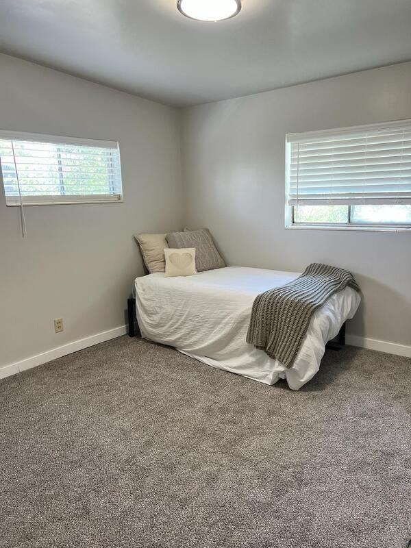 346 Se #346ROOM3 - Photo 7 of 8