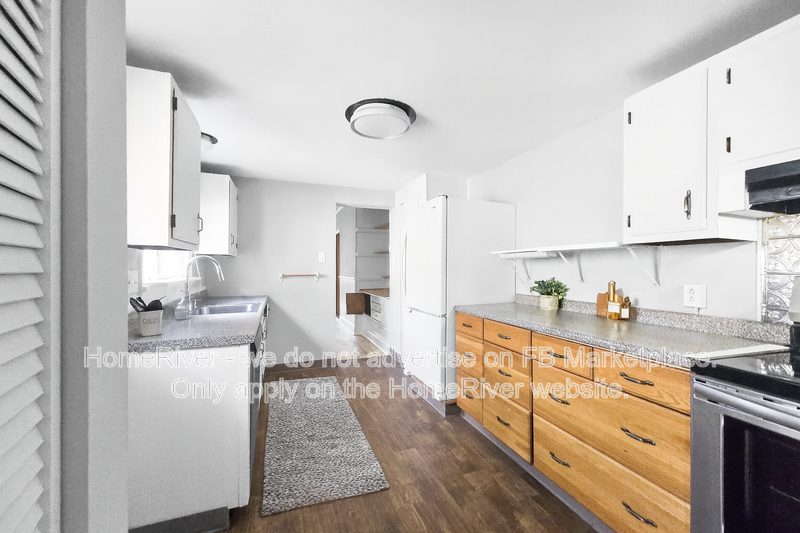 1927 Wrights Way - Photo 3 of 22