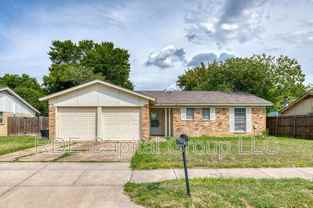 8013 Emerald Hills Way - Photo 1 of 1