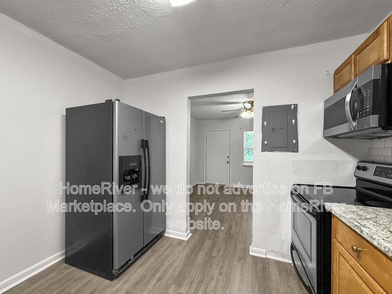 5755 Antoinette Ln - Photo 4 of 21