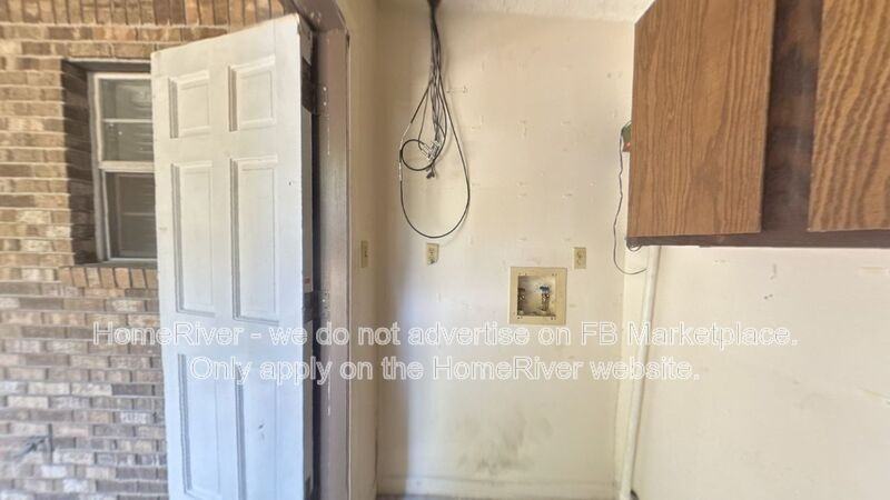2389 Metzger Dr - Photo 7 of 30