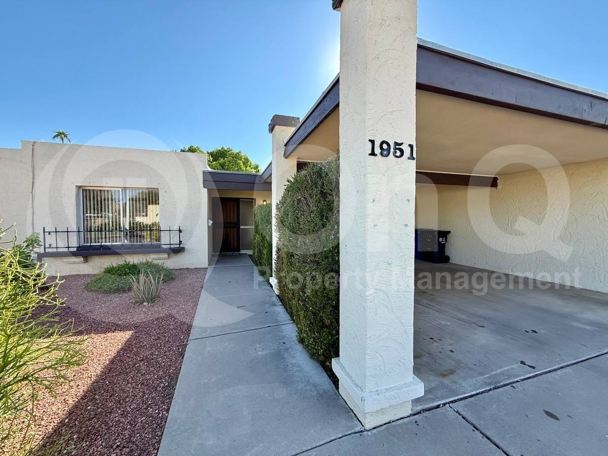 1951 E Del Sur Dr - Photo 2 of 10