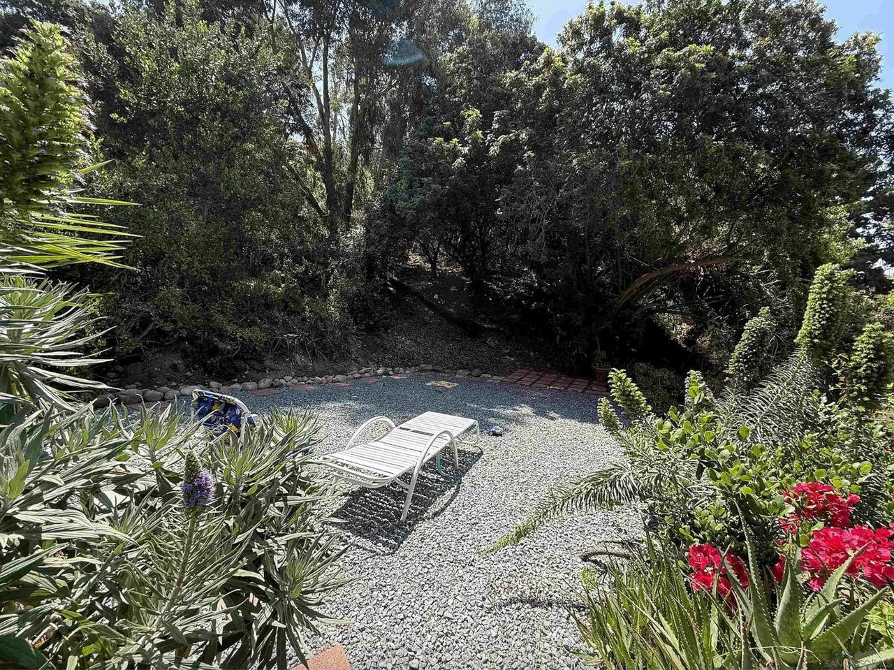 4955 Baja Ct - Photo 4 of 23