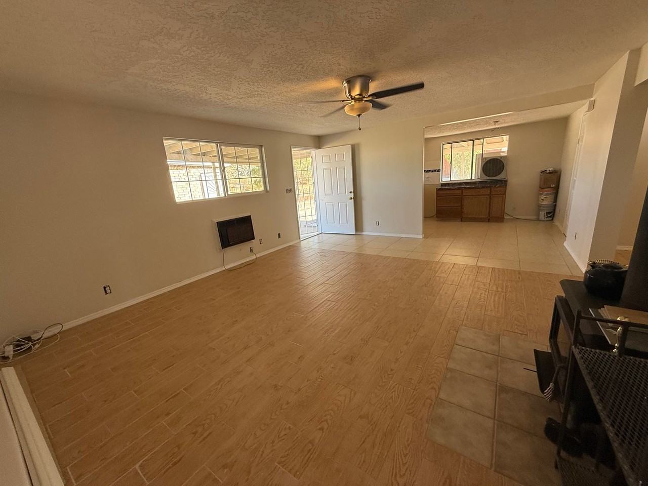 13971 Fairview Valley Rd - Photo 2 of 50