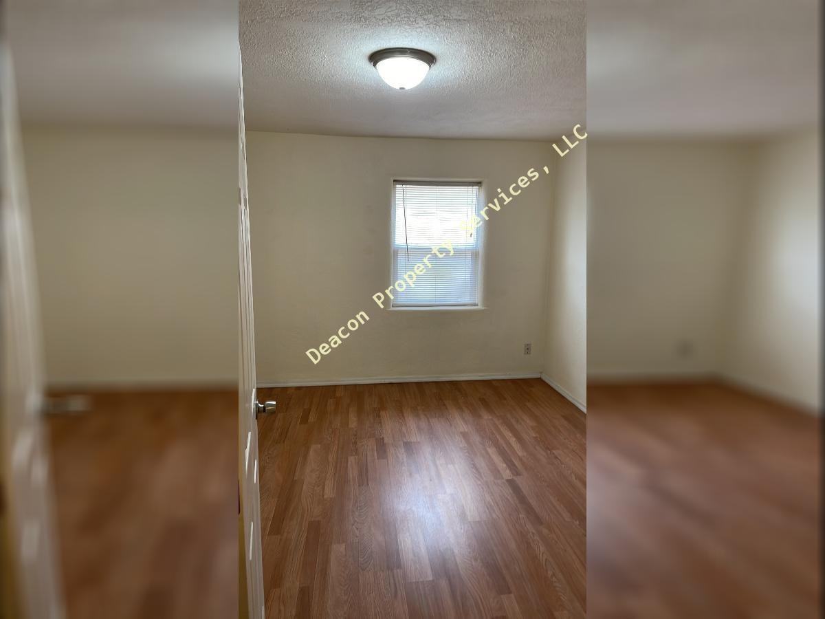 907 Coal Ave Sw - Photo 7 of 15