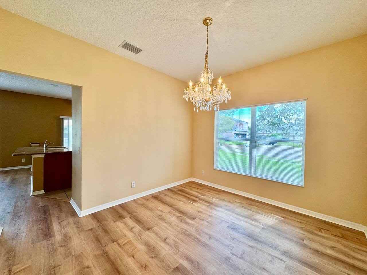 884 Addison Dr Ne - Photo 4 of 50