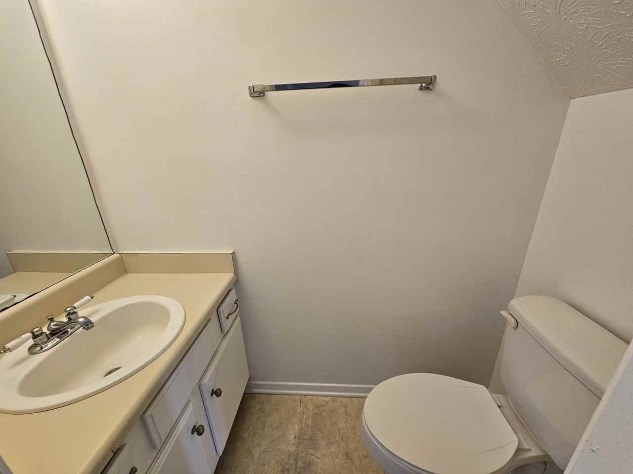 3065 Shadow Walk Ln - Photo 7 of 13