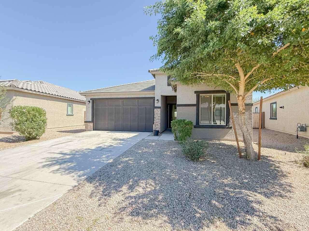 18473 North Lakeside Drive - Photo 2 of 17