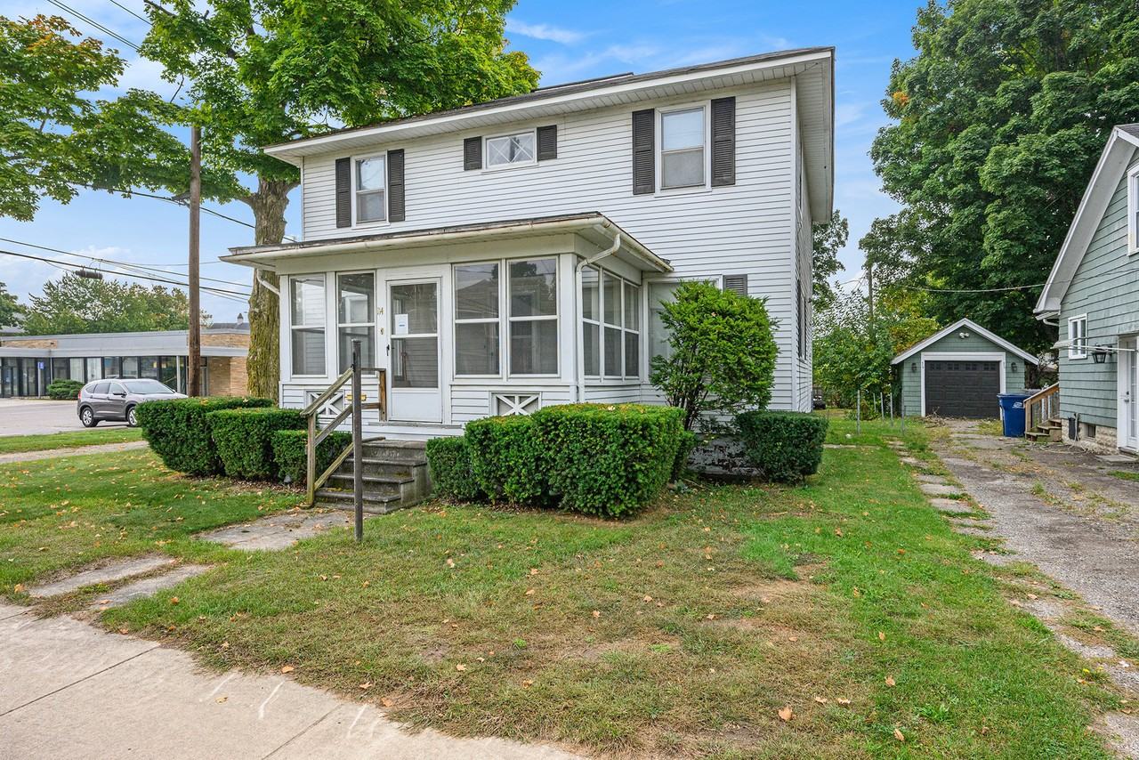 114 W Kelsey St - Photo 2 of 20