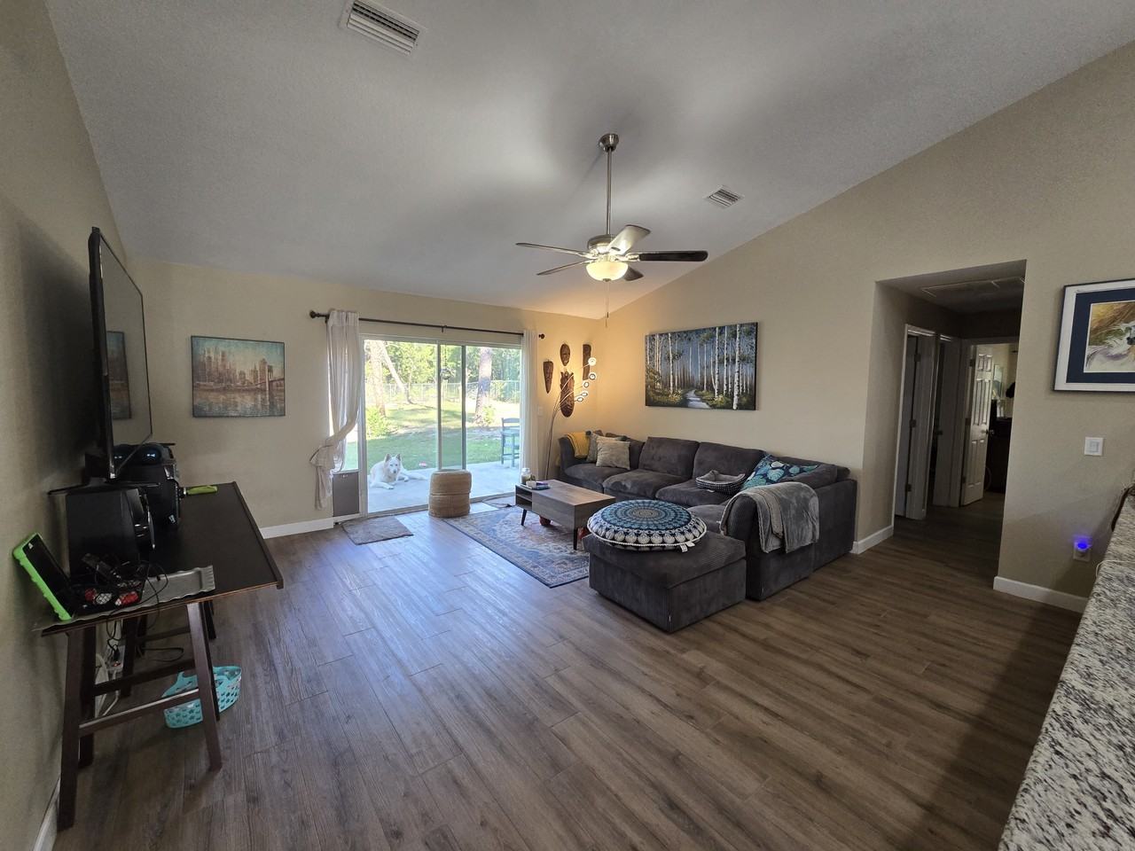 15001 Hummingbird Rd - Photo 7 of 20