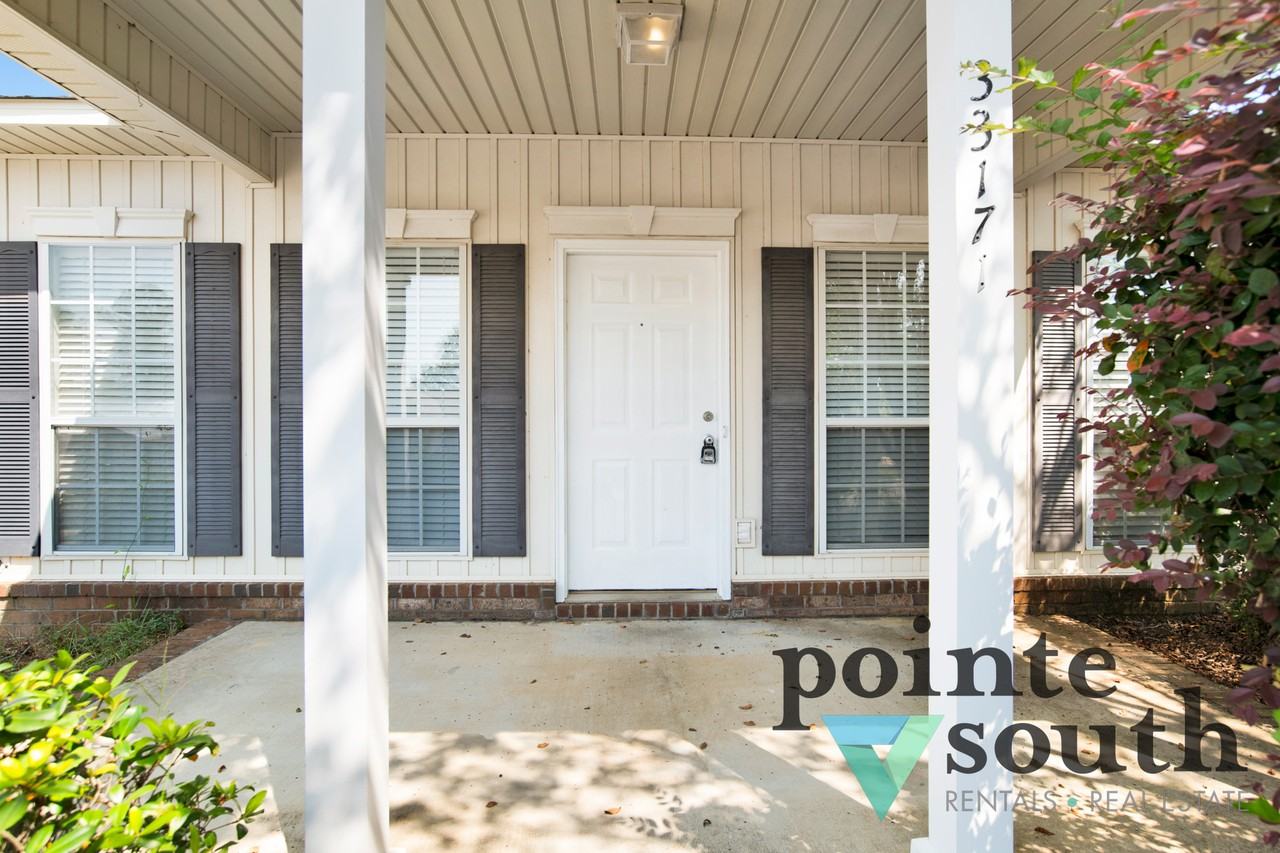 33171B Stables Dr - Photo 4 of 29