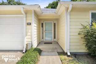 5920 N Bay Point Dr - Photo 1 of 1