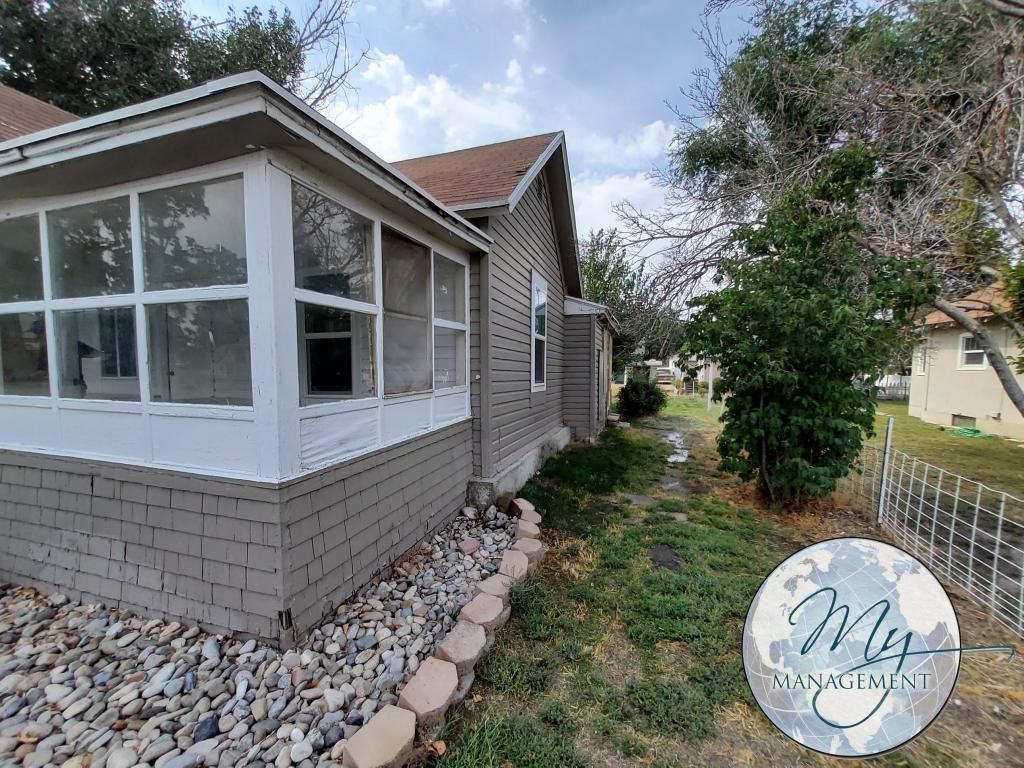 541 Montana St - Photo 3 of 21