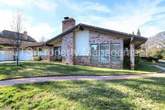 9150 Green Ravine Ln - Photo 2 of 39