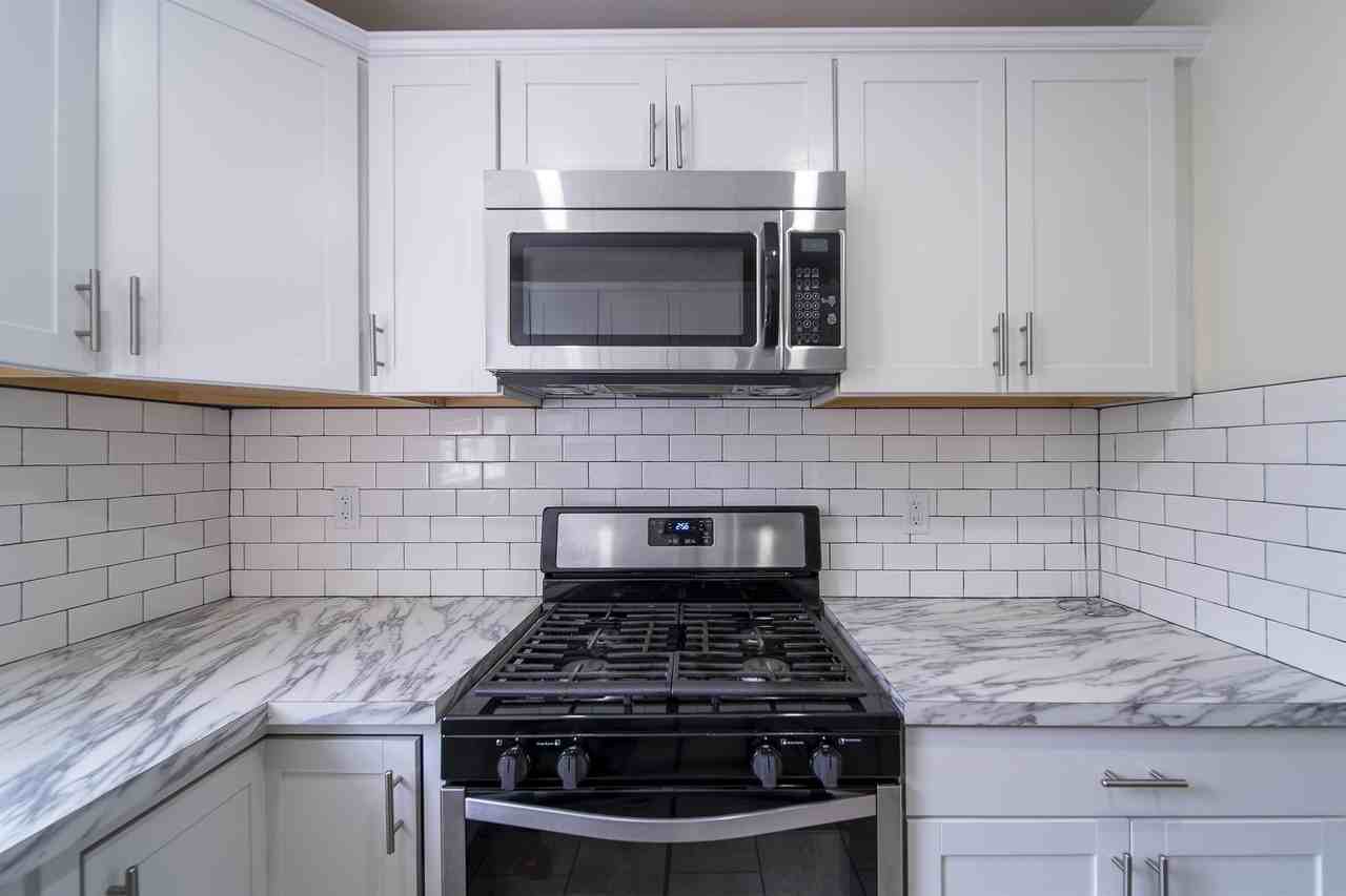 136 9th Street - Photo 3 of 50