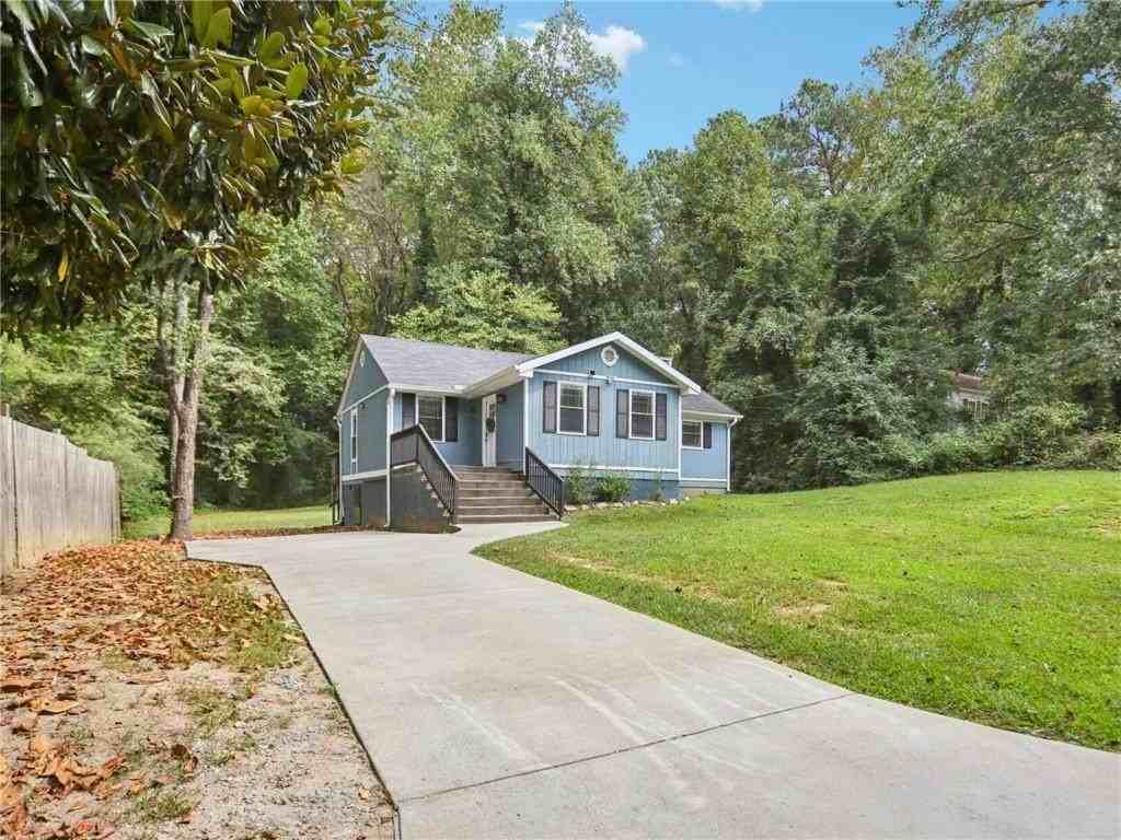 1918 Kimberly Rd Sw - Photo 2 of 23