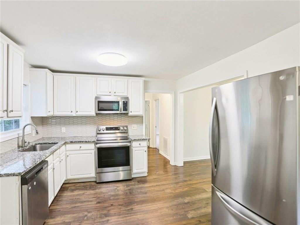 1918 Kimberly Rd Sw - Photo 7 of 23