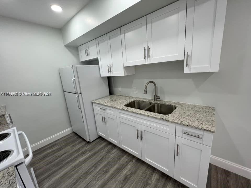 245 Ne 191st St #3014 - Photo 2 of 8