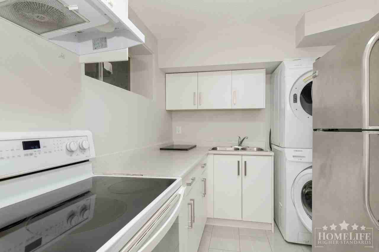 34330 Woodbine Cres - Photo 2 of 15