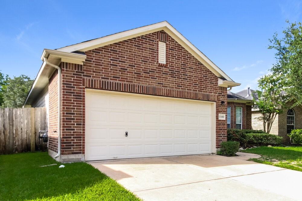 11402 English Rose Trail - Photo 3 of 16